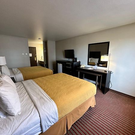Rodeway Inn & Suites Madison East Luaran gambar
