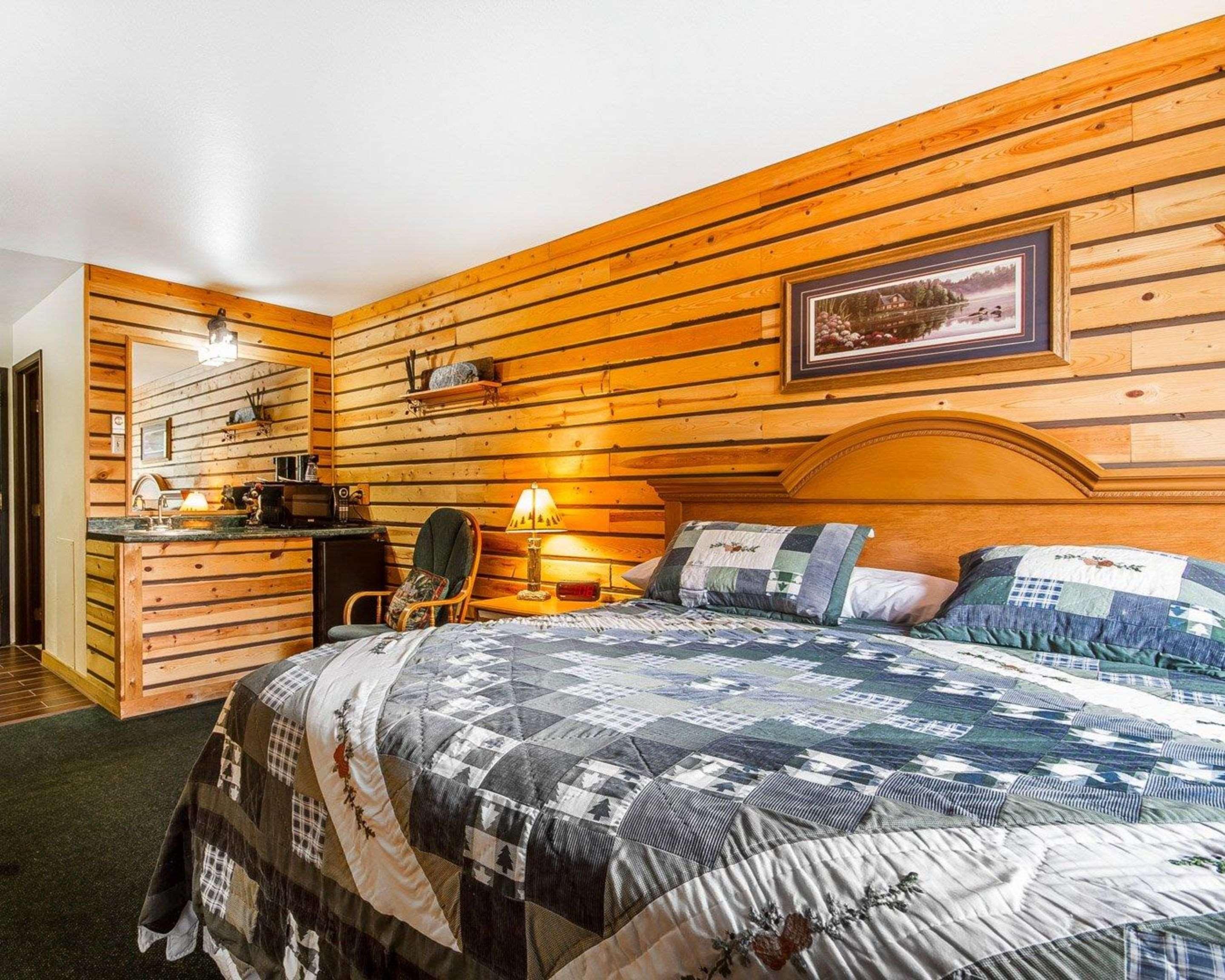 Rodeway Inn & Suites Madison East Luaran gambar