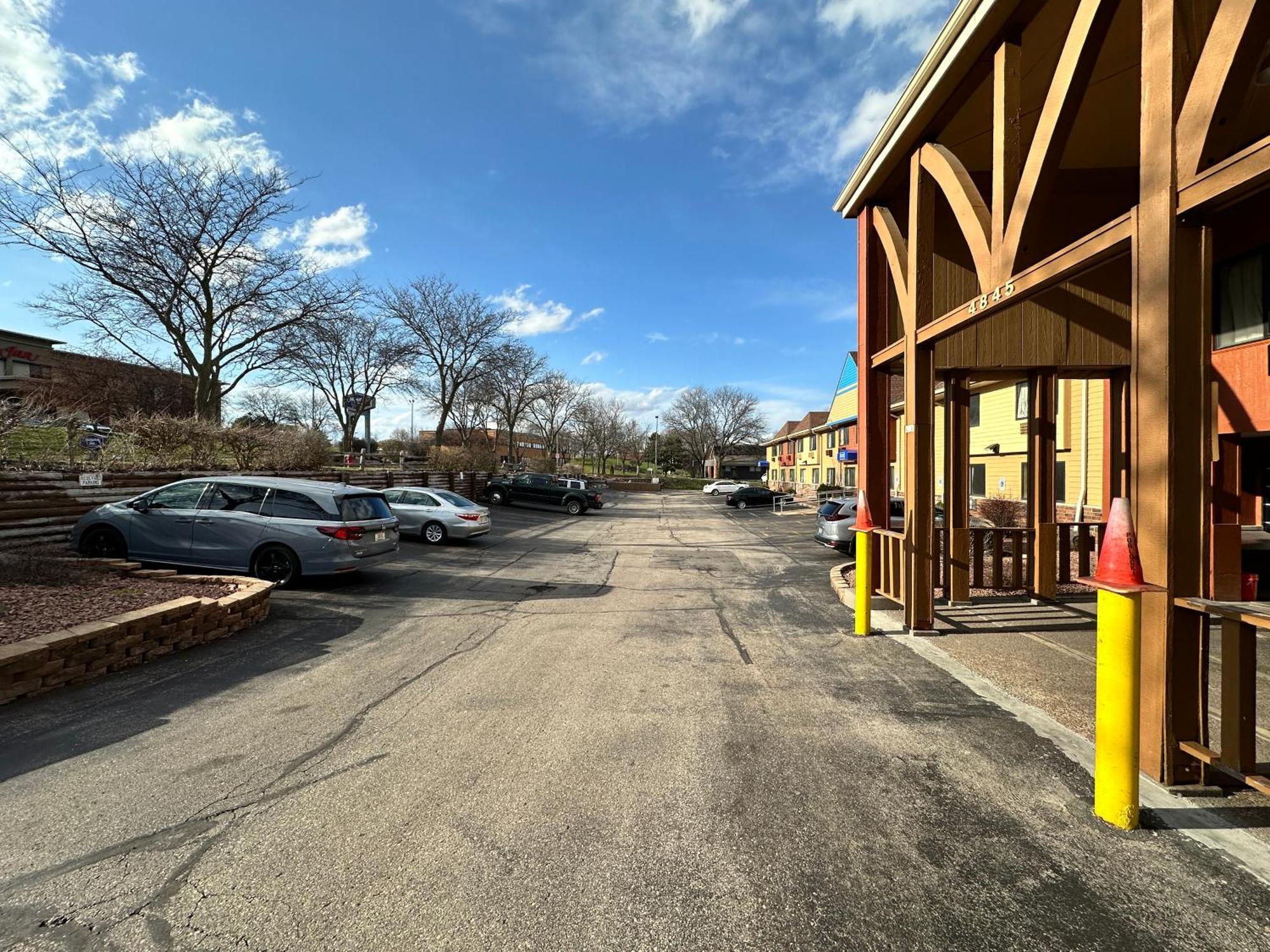 Rodeway Inn & Suites Madison East Luaran gambar
