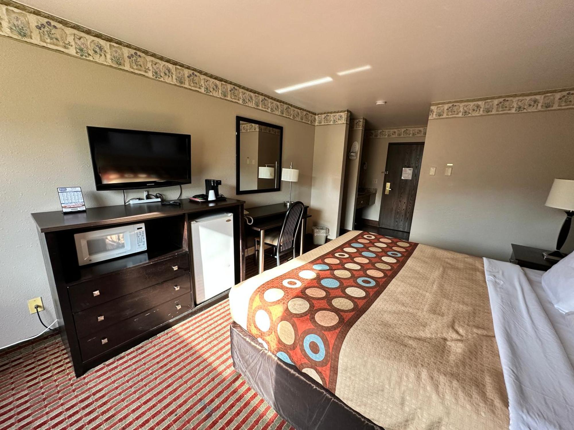 Rodeway Inn & Suites Madison East Luaran gambar