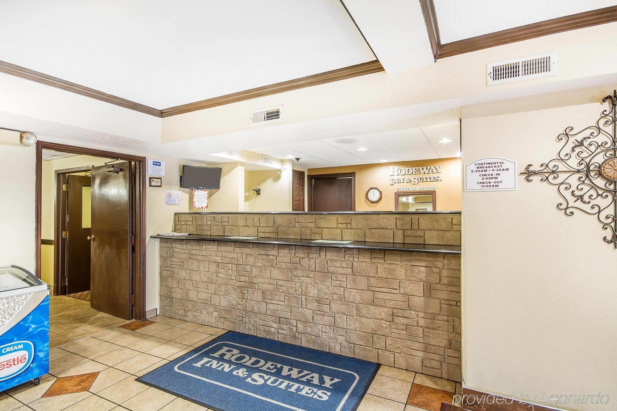 Rodeway Inn & Suites Madison East Luaran gambar