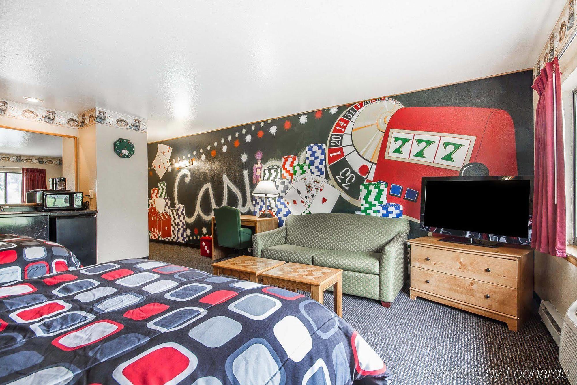 Rodeway Inn & Suites Madison East Luaran gambar