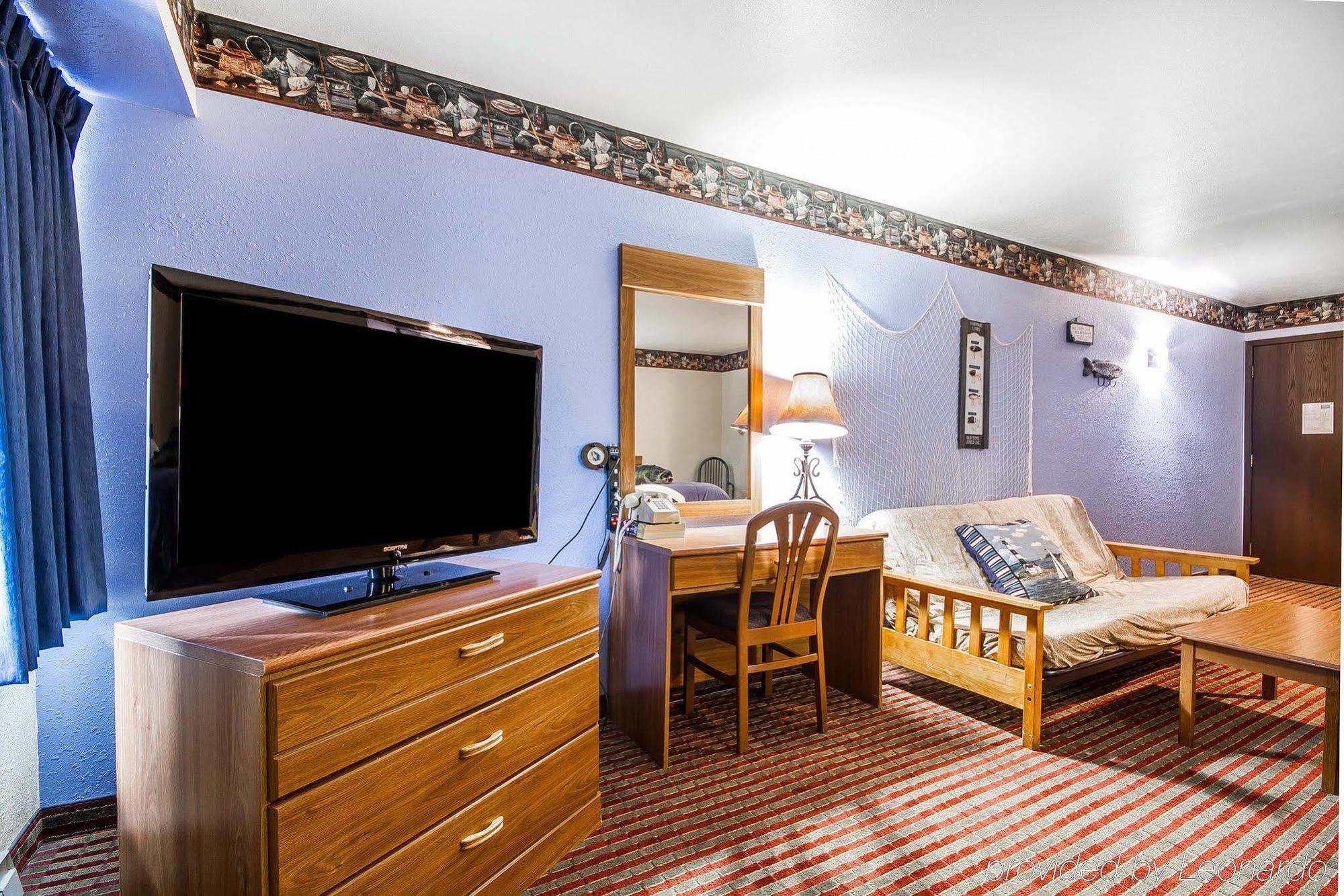 Rodeway Inn & Suites Madison East Luaran gambar