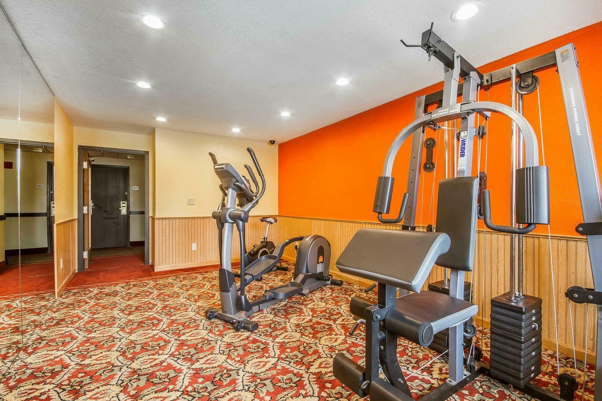 Rodeway Inn & Suites Madison East Luaran gambar